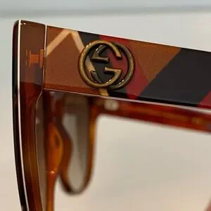 Gucci Women\'s Brown and Navy Geometrical Patterned Sunglasses Gucci | Accessories | Gucci Womens Brown And Navy  main image 2